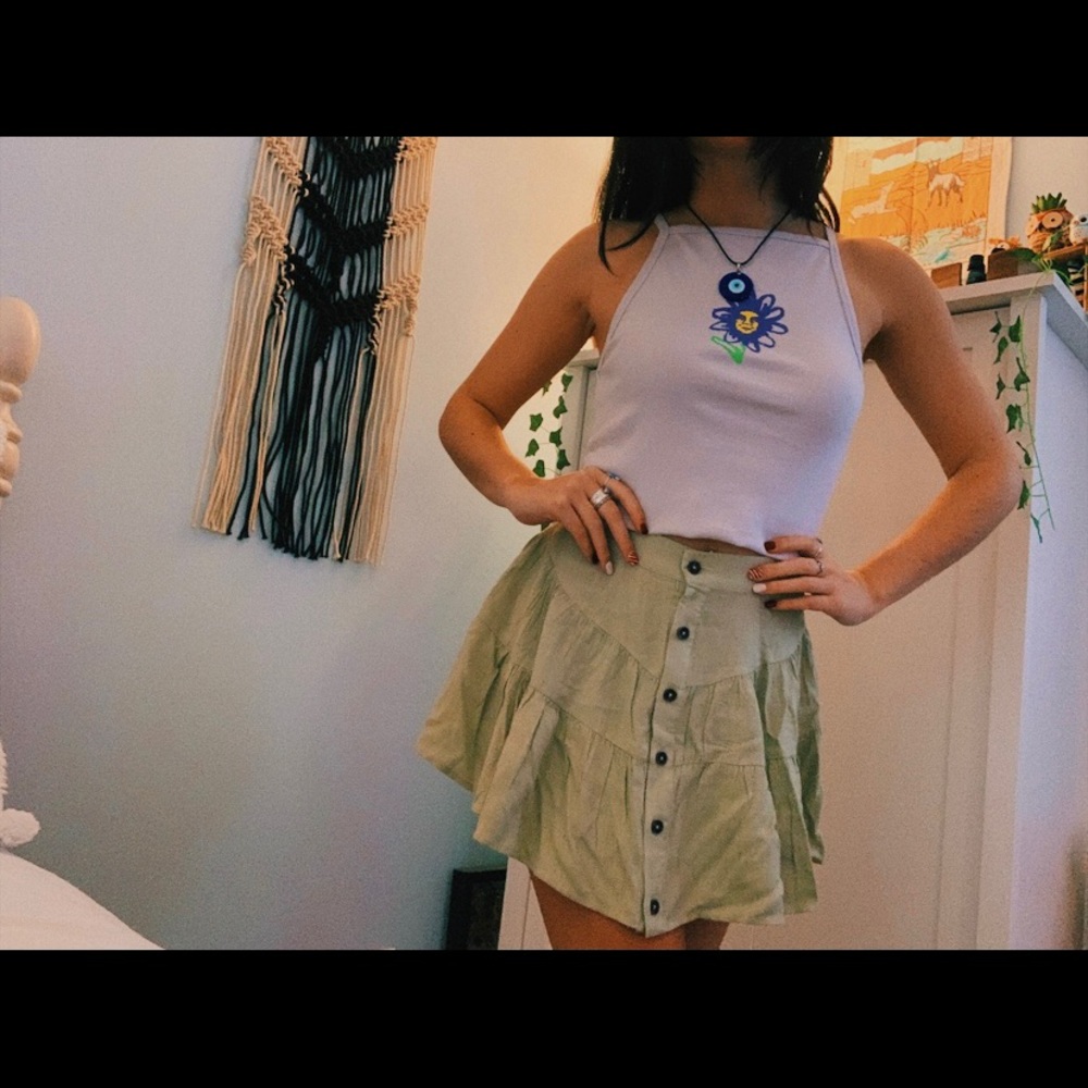sage green forever 21 flowy skirt 🧚🏼